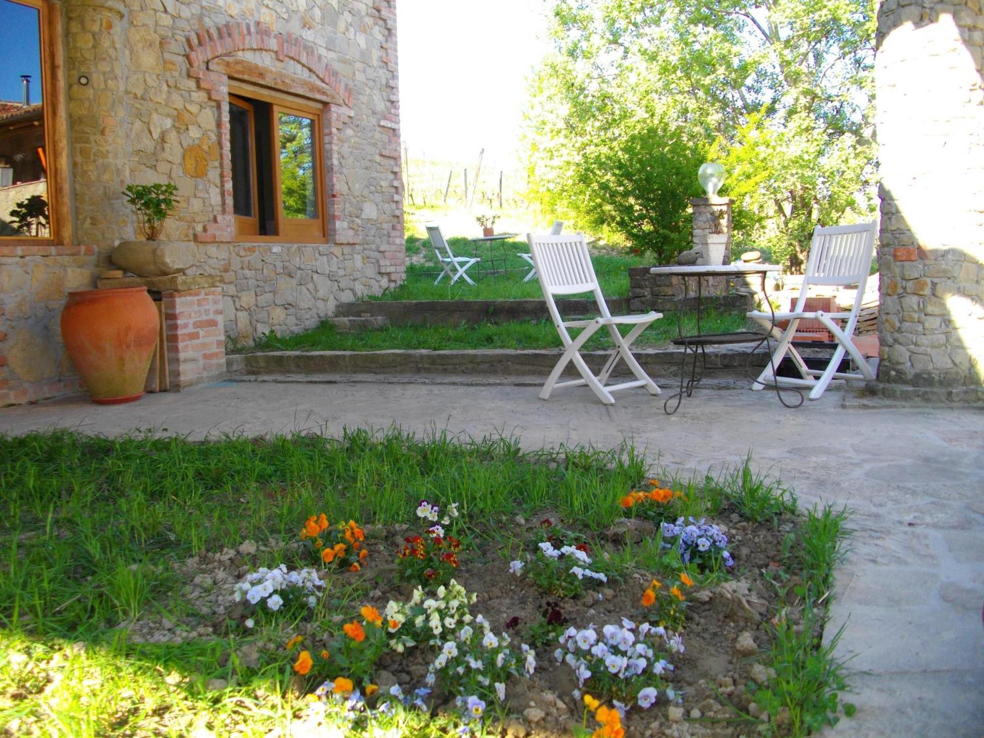 La Martinella Villa Canelli Luaran gambar